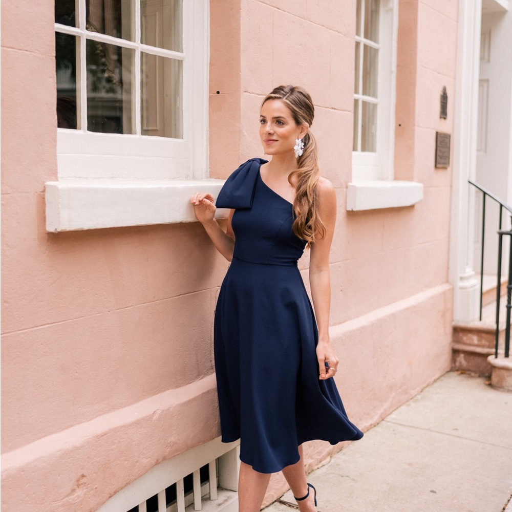 Gal Meets Glam One-Shoulder Navy Dress